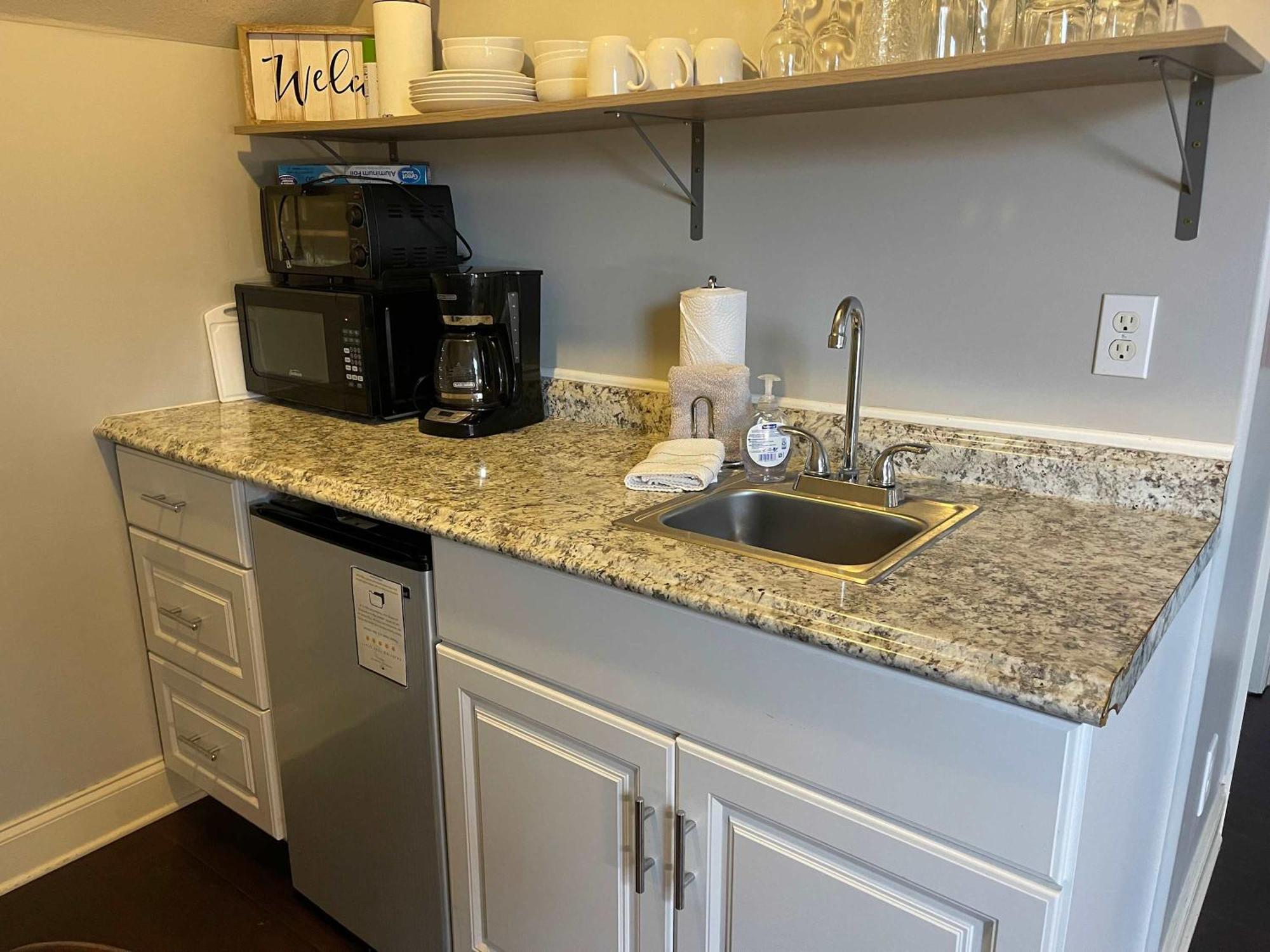 Apartamento The Campbell Carriage House Clarksville Exterior foto